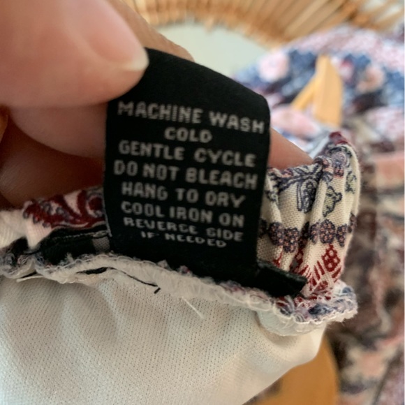 Juniors Boho Elephant Pattern Off Shoulder Ruffle Top Mini Sun Dress Size Medium - Picture 6 of 6